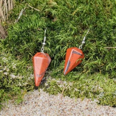 Raudono Jaspio Piramidės Auskarai