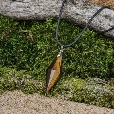 Colgante Pirámide de Ojo de Tigre